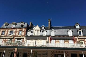 ツーリストアパートメント à Deux Pas Du Casino Et De La Plage Spacieux 2 Pièces