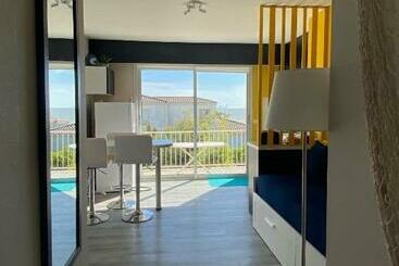 דירות לתיירים Appartement Lumineux Et Terrasse Vue Mer Et Jardin