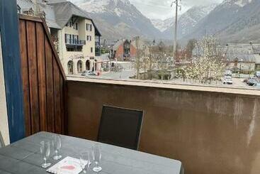 Жильё для туристов Appt Hyper Centre Loudenvielle 4pers Terrasse Sud Vue Montagne