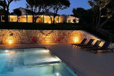 ツーリストアパートメント Arbevhio