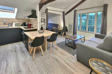דירות לתיירים Magnifique, T2 Bis Spacieux & Calme, Neuf, Parking