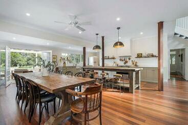 דירות לתיירים Beranghi Homestead