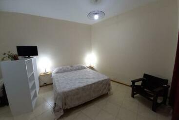 관광객 아파트 Casa Blanca, 8000 Pesos Arg Por Noche