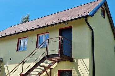 관광객 아파트 Restaurace U Matěje B&b