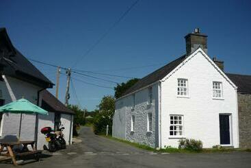 ツーリストアパートメント The Old Post Office