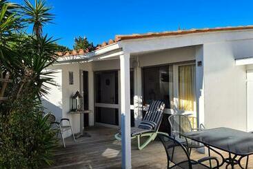 דירות לתיירים Village Des Sables 500 Mètres De La Méditerranée