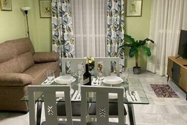 דירות לתיירים Apartamento Céntrico “los Pajaritos” Con Garaje