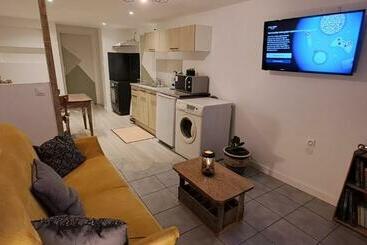 شقق خاصة سياحية Appartement Cocooning Au Bourg Saint Julien L Ars