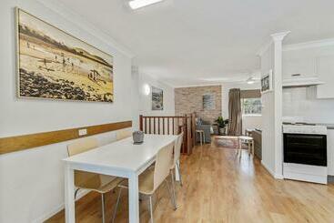 דירות לתיירים Bimbimbi 2 11 Willow Street