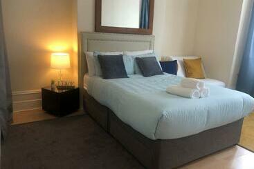 Жильё для туристов Marcela S Place Private Studio Near Heathrow
