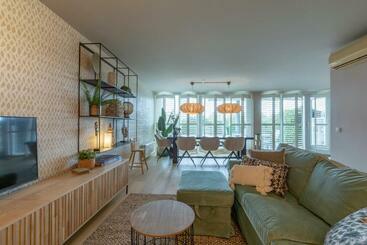 דירות לתיירים Fantastic Apartment With Terrace