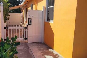 관광객 아파트 Welcome Heart And Reliable Heart Vacation Houses