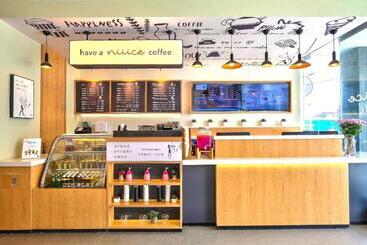 Hanting Hotel Tianyi Square