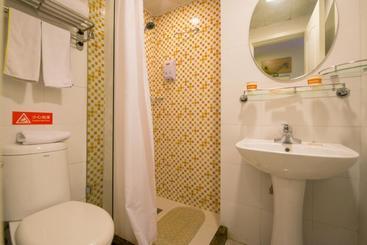 هتل Home Inn Kunming Chuncheng Road