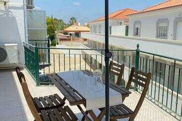 Жильё для туристов Apart Brodway Altura