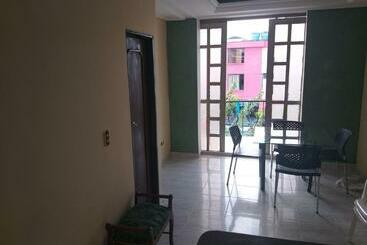 관광객 아파트 Apartamento Central Independiente A Media Cuadra Del Parque La Herradura