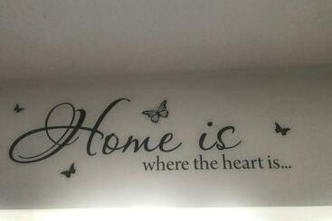 ツーリストアパートメント Family Studio Cluj Napoca