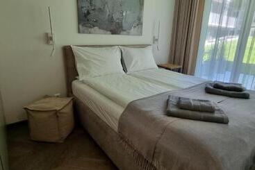 آپارتمانهای توریستها Hill Side Studijos