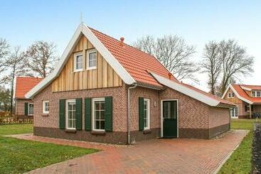 ツーリストアパートメント Gorgeous Home In Hoge Hexel With Kitchen