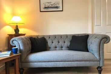 شقق خاصة سياحية 10 Berisay Place