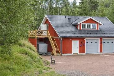 شقق خاصة سياحية 2 Bedroom Cozy Apartment In årjäng