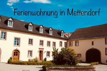 ツーリストアパートメント Ferienwohnung In Historischem Bauernhaus In Der Eifel