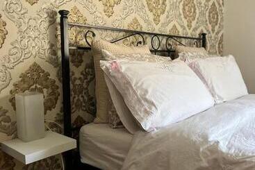 דירות לתיירים In Viaggio Come A Casa Vicino Alla Stazione, Ltscalo!