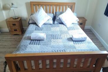 شقق خاصة سياحية Milton Court