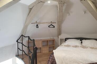 آپارتمانهای توریستها Tour De Lacuzon