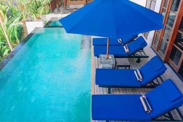 דירות לתיירים Villa Umah Raja