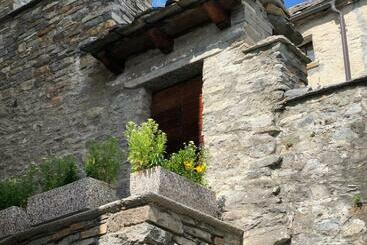 דירות לתיירים La Ca  Di Furtinei