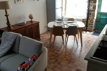 דירות לתיירים Les Volets Blancs