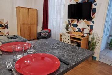 آپارتمانهای توریستها Le Lucerne, Entre Thermes Et Centre Ville Lamaisondefrancois03