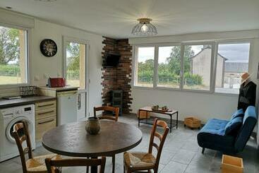 ツーリストアパートメント Le Jardin