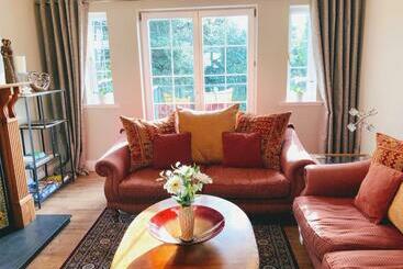 דירות לתיירים The Maples 26 Wellingtonia Court