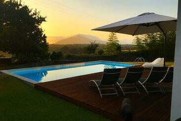 관광객 아파트 Whitecube