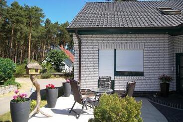 شقق خاصة سياحية Ferienwohnung Plötz  Mit Terrasse Und E  Auto Ladestation