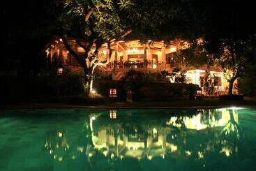 Жильё для туристов Jungle Garden Villa