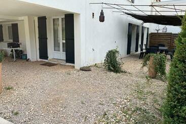 游客公寓 Lou Souleu