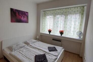 آپارتمان‌های توریست‌ها Apartmán V Centre Bratislavy