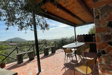 דירות לתיירים Etna Family   Holiday Home