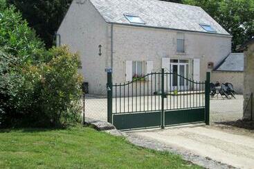 דירות לתיירים La Grange De Ninon