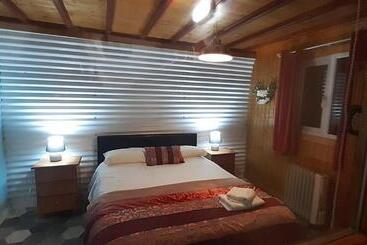 דירות לתיירים Red Ranch House