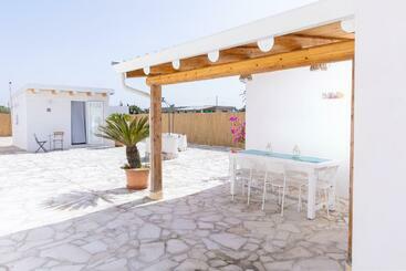 관광객 아파트 Villa Pasitea Fronte Mare