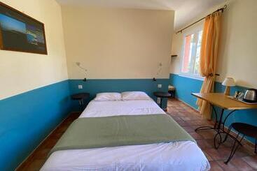 Отель Auberge La Table Du Curé