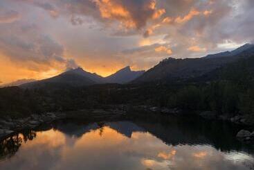 בית מלון כפרי Acquaviva