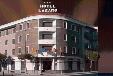 فندق Lazaro