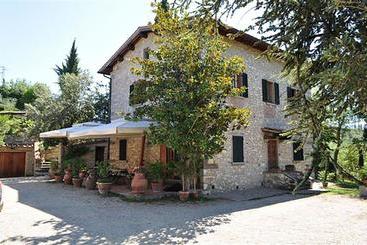 ホテル Podere Campriano Winery Adult Only