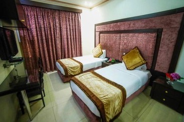 בית מלון כפרי Villa Queens