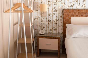 هتل روستایی Almunia